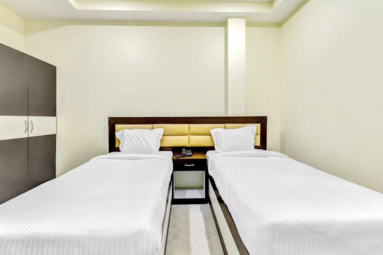 Capital O 85514 Kalpana Hotel Guwahati Zewnętrze zdjęcie